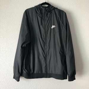 NIKE WINDBREAKER
